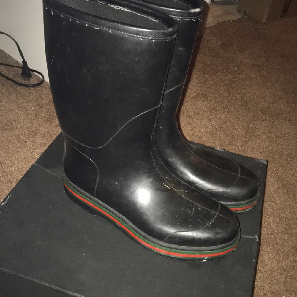 Gucci rain boots